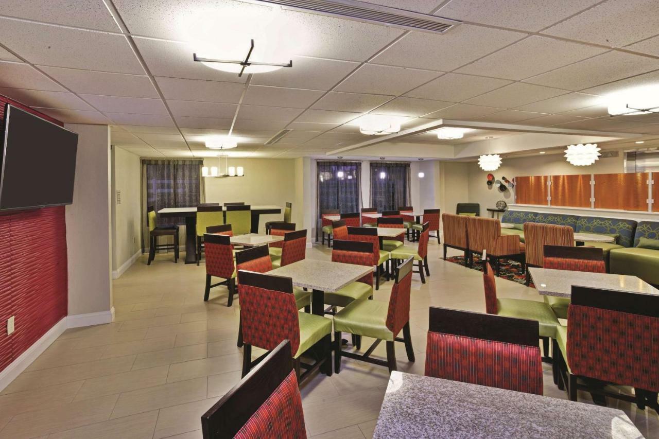 La Quinta Inn & Suites - New River Gorge National Park Summersville Exterior foto