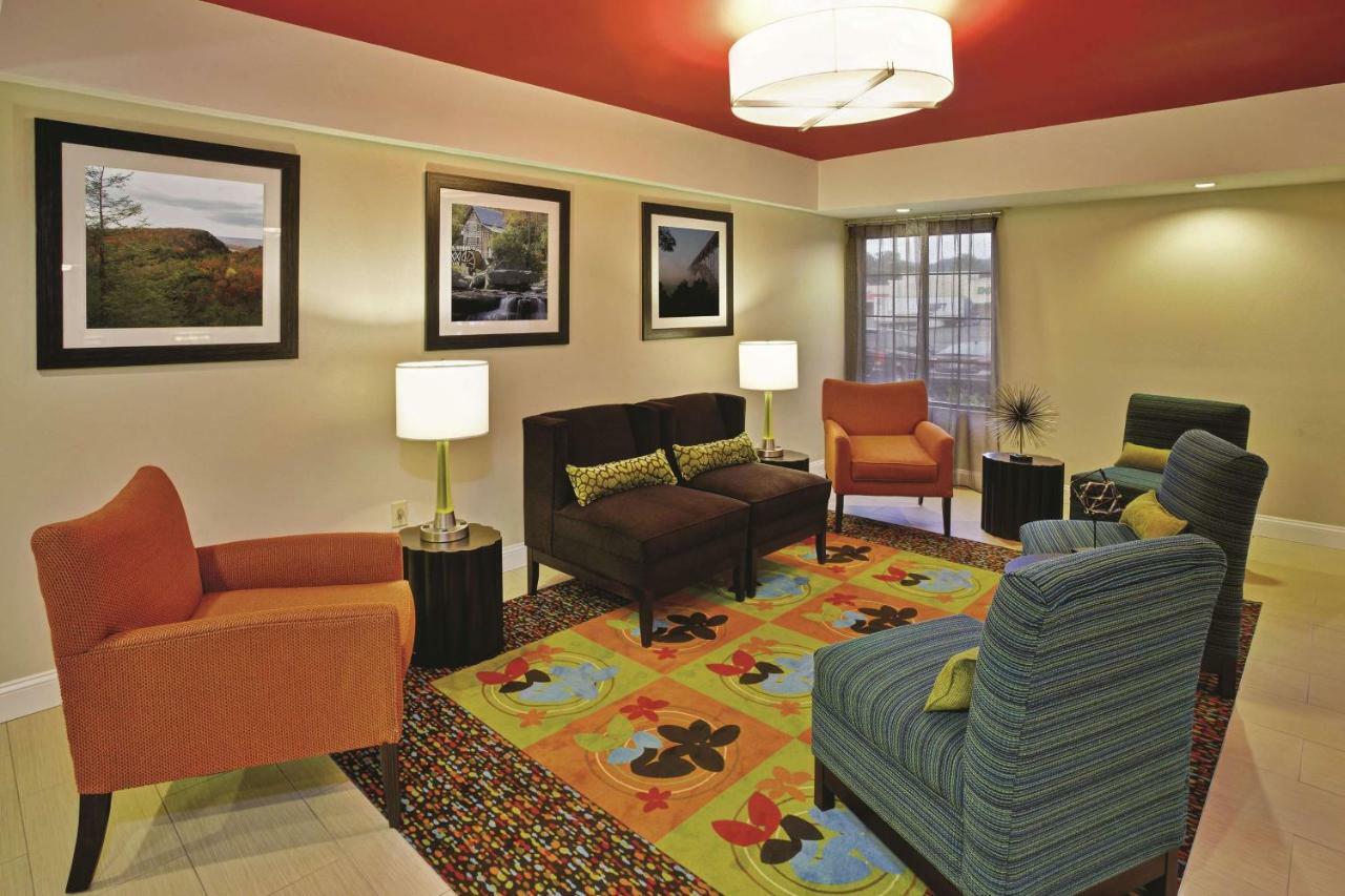 La Quinta Inn & Suites - New River Gorge National Park Summersville Exterior foto