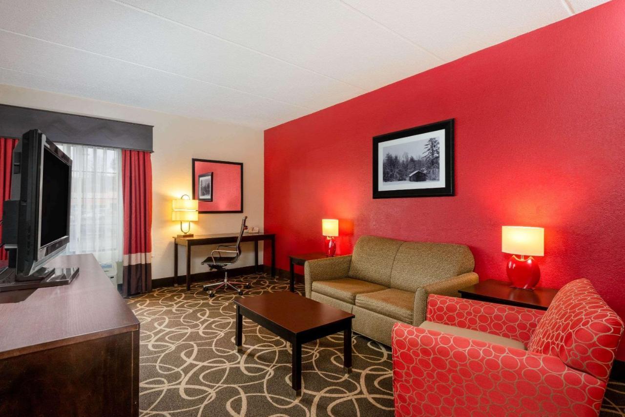 La Quinta Inn & Suites - New River Gorge National Park Summersville Exterior foto